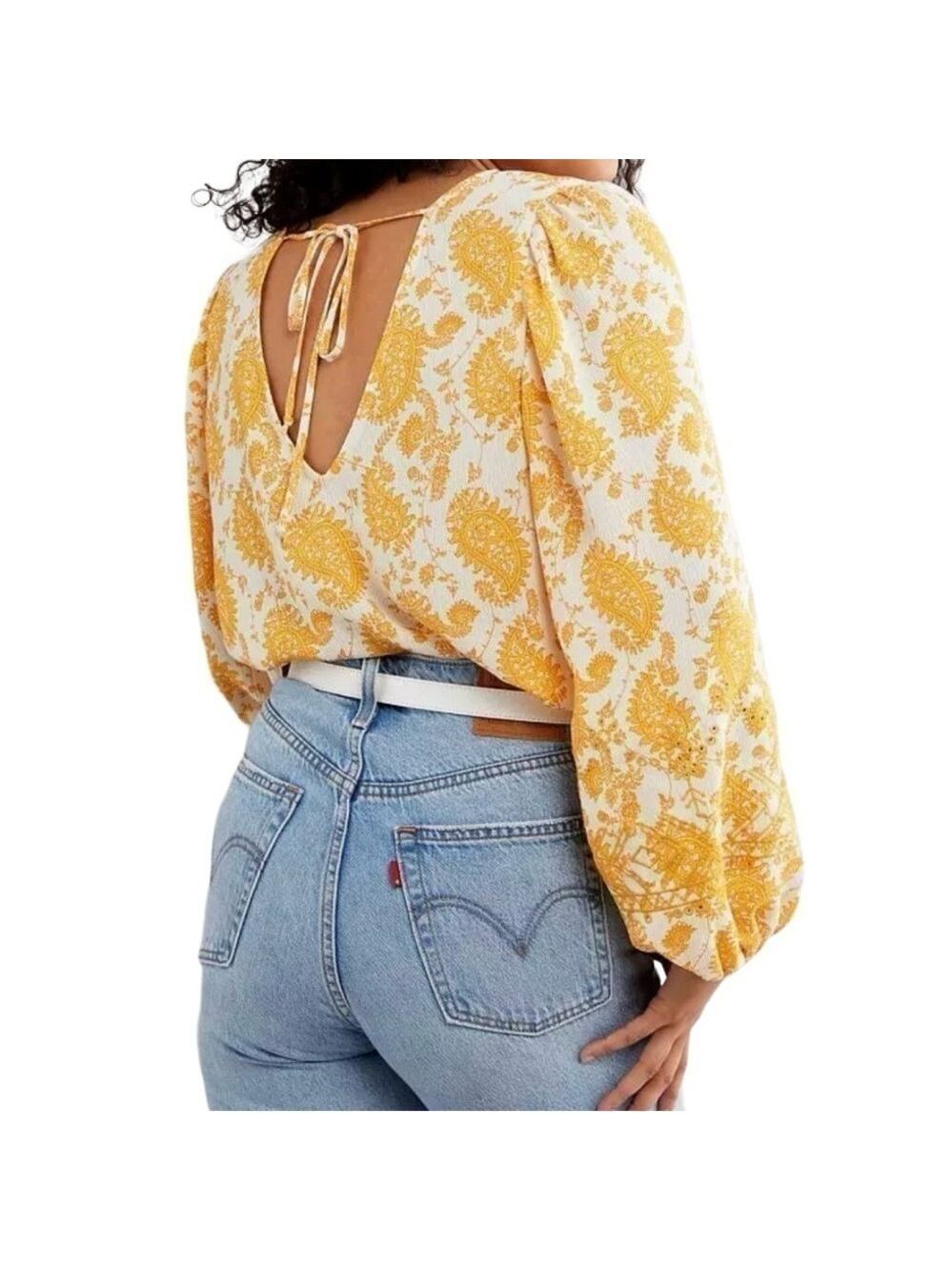 Daytrip Women's Yellow/White Paisley Tie Back Perfect Summer Shirt Size Small
